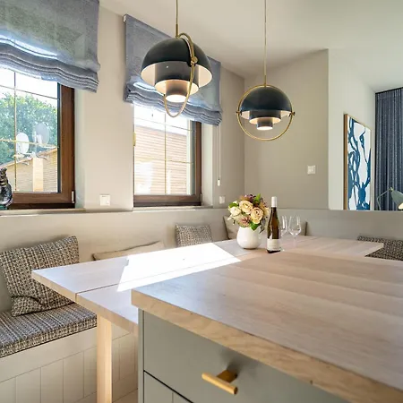 Reet & N 2 Holiday home *